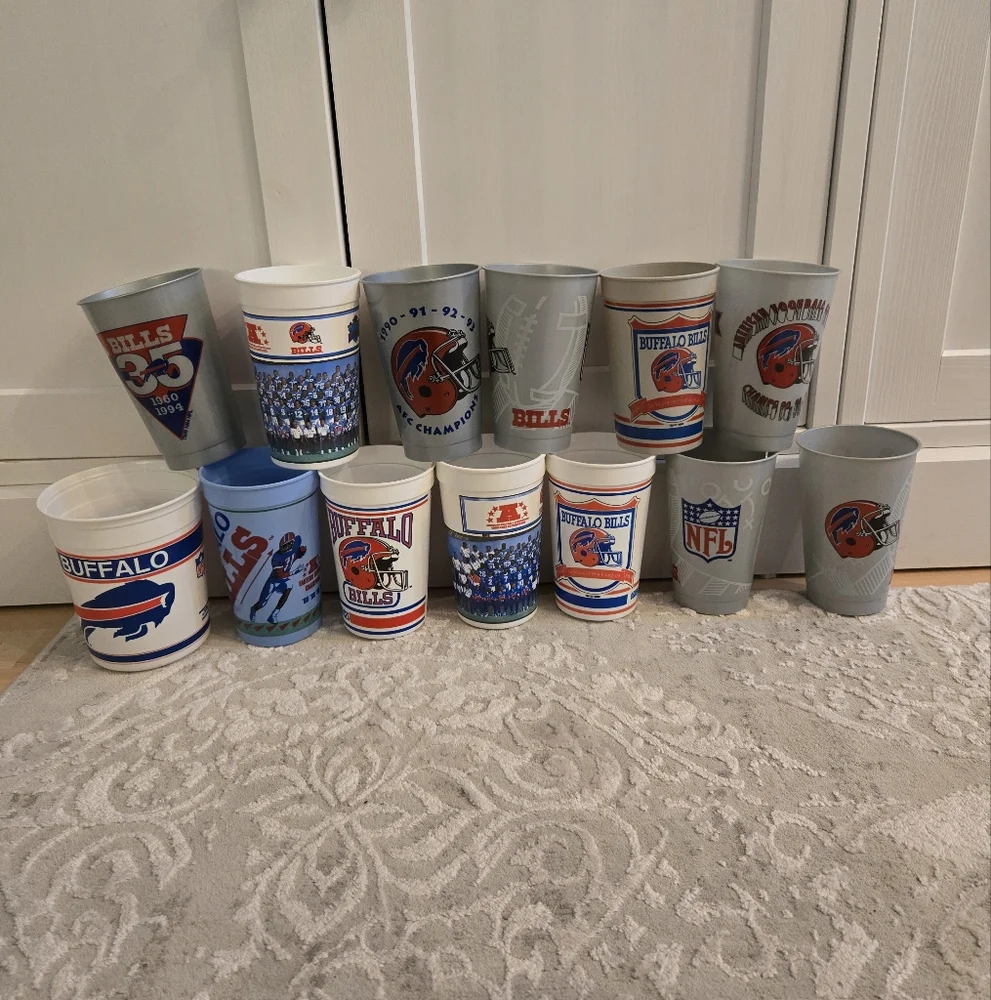 Set Of 13 Vintage 1990s NFL Buffalo Bills Collectible Plastic Cups